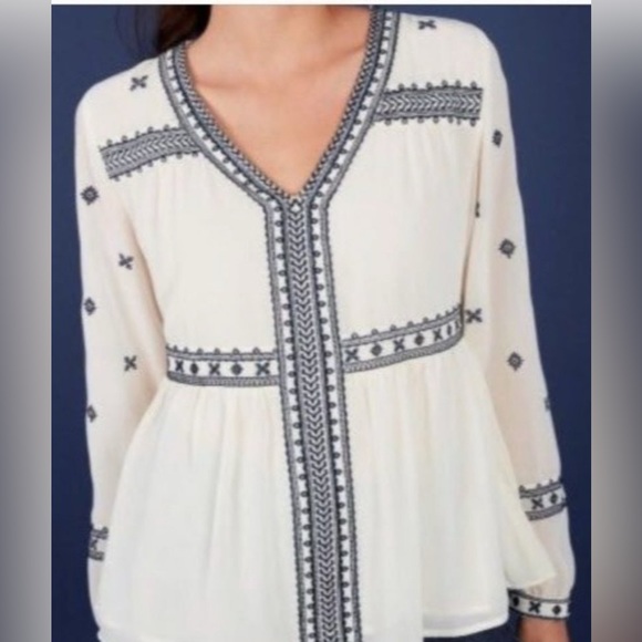 New nwt Stella & Dot Maette Lela Embroidered Blouse top M - Picture 1 of 13